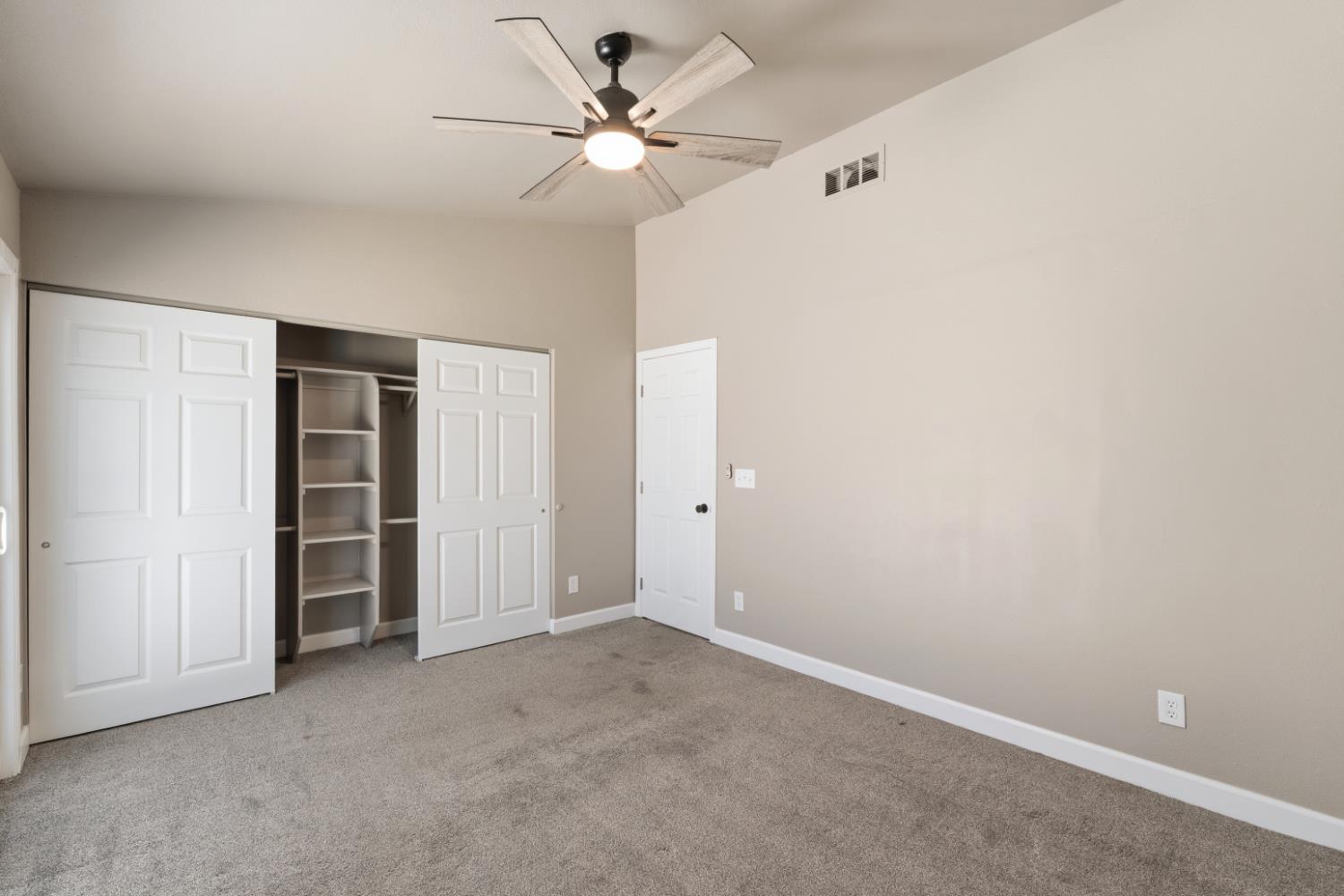 5642 W Donner Ave, Fresno, CA 93722