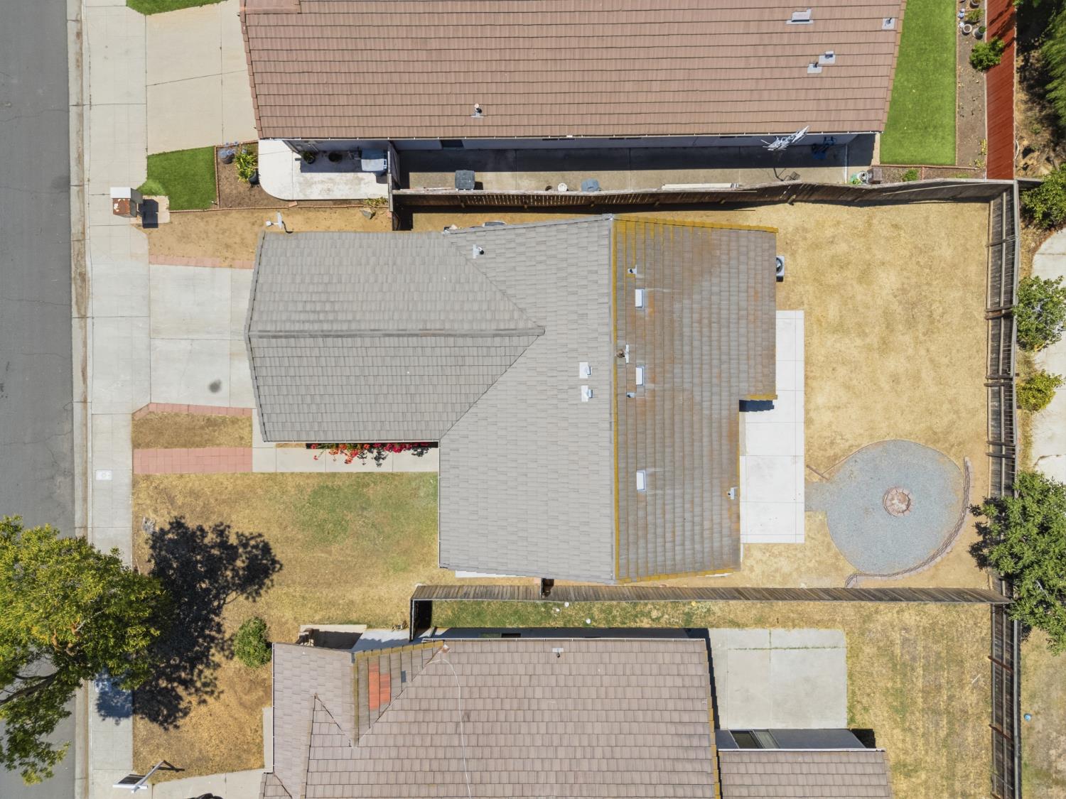 5642 W Donner Ave, Fresno, CA 93722