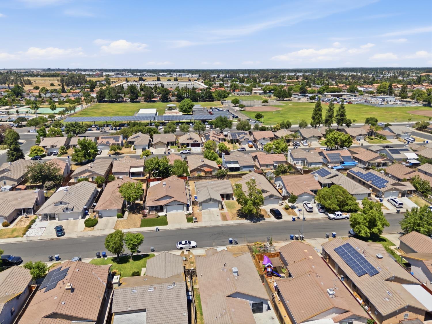 5642 W Donner Ave, Fresno, CA 93722