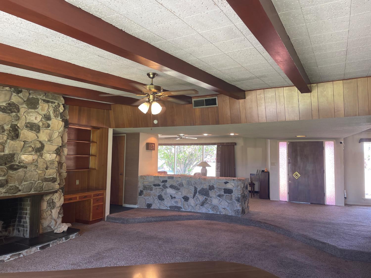 1111 W Kearney Blvd, Fresno, CA 93706