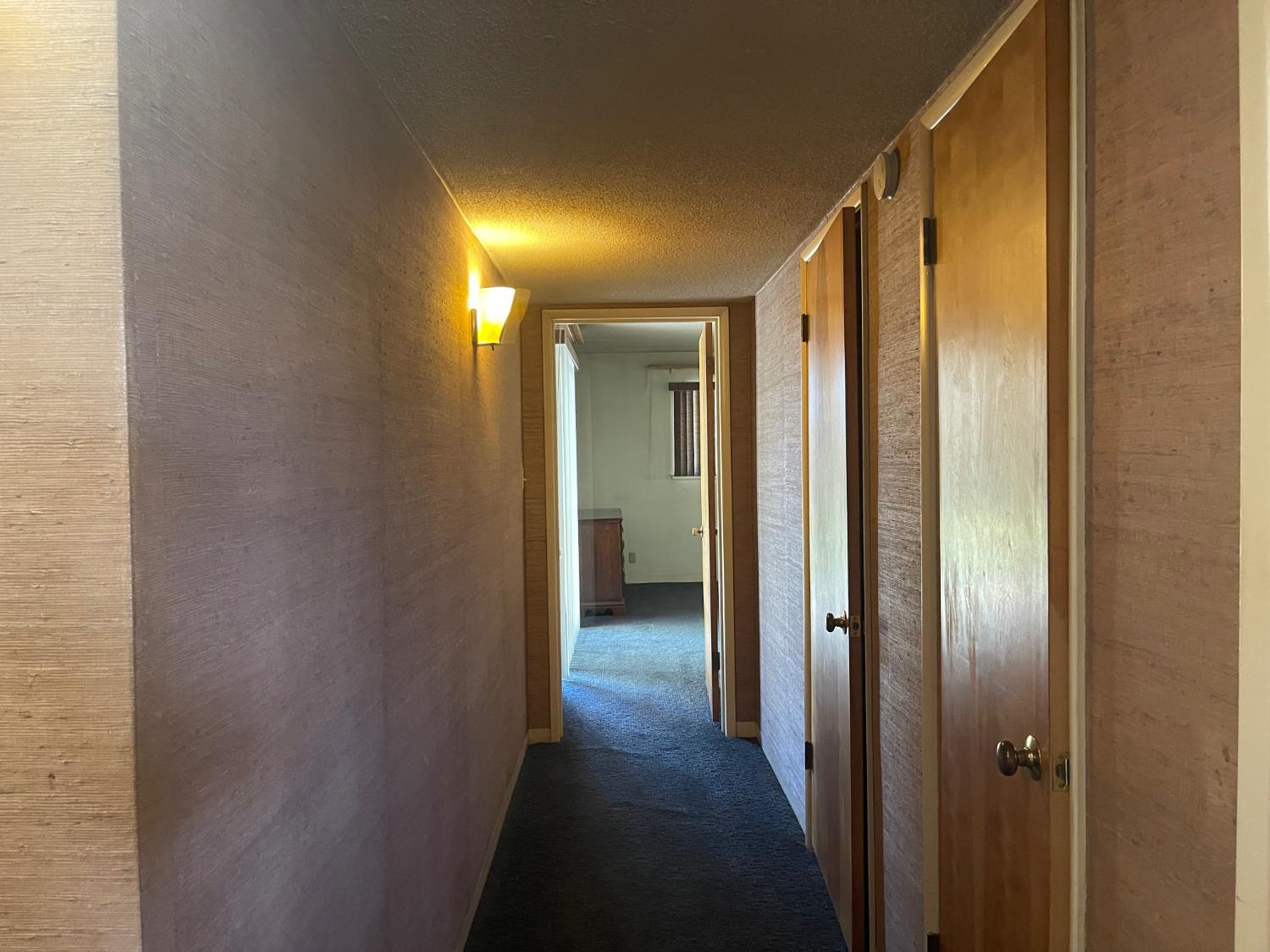 1111 W Kearney Blvd, Fresno, CA 93706